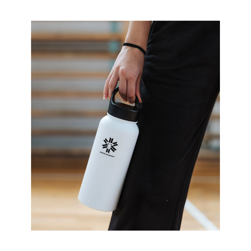 Flaška Traveler bela 1 L SNOW MONKEY