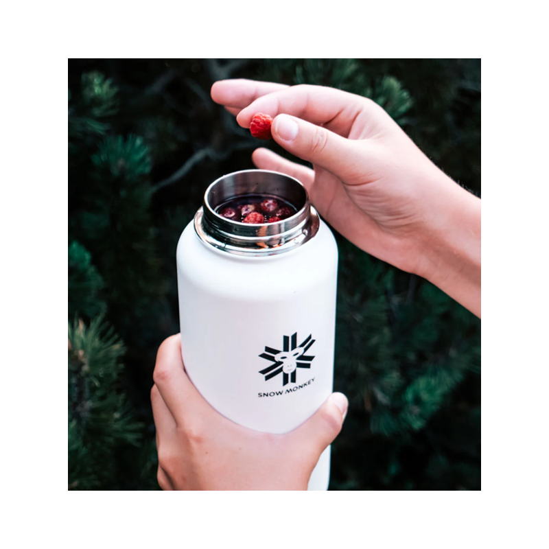 Flaška Traveler bela 1 L SNOW MONKEY