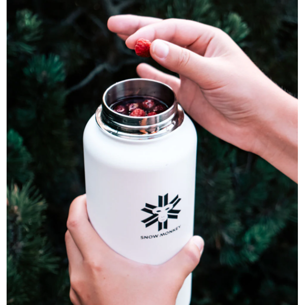 Flaška Traveler bela 1 L SNOW MONKEY